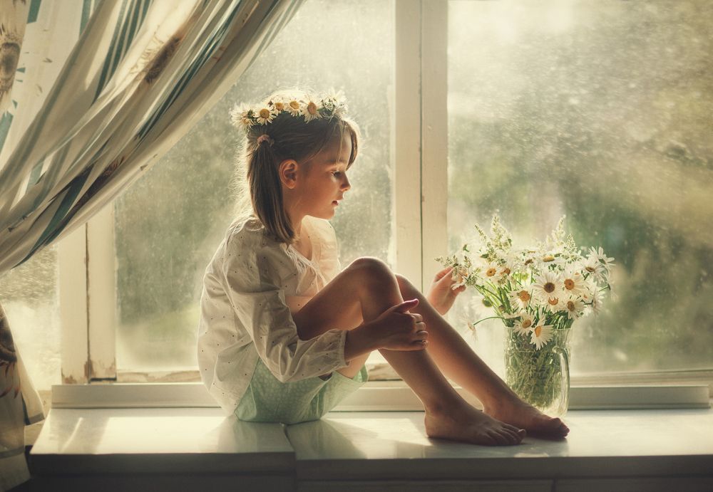 Кристина и ромашки.