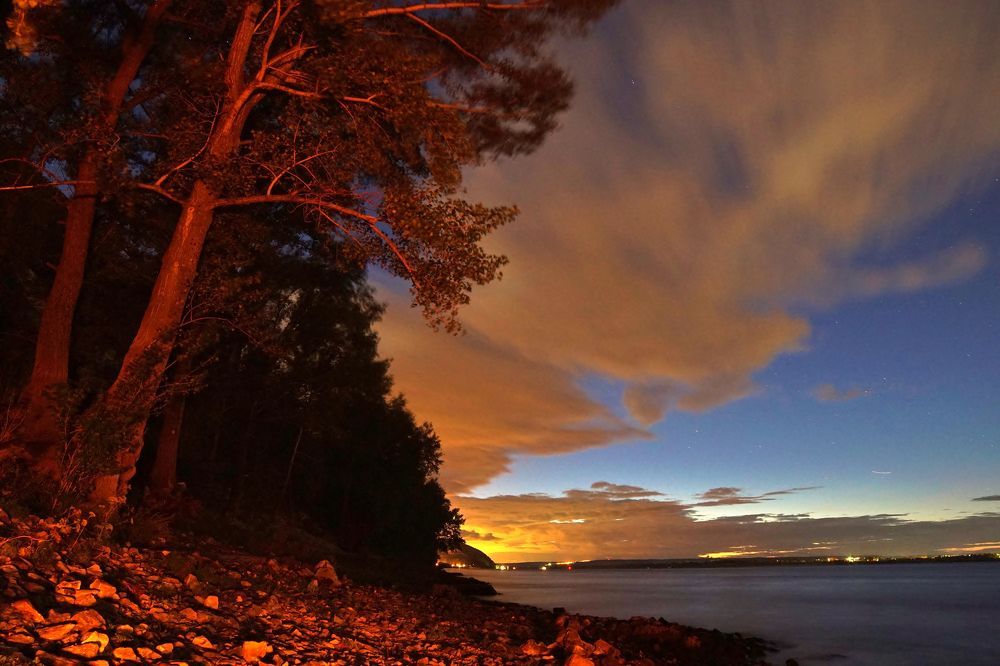 Вечер у костра