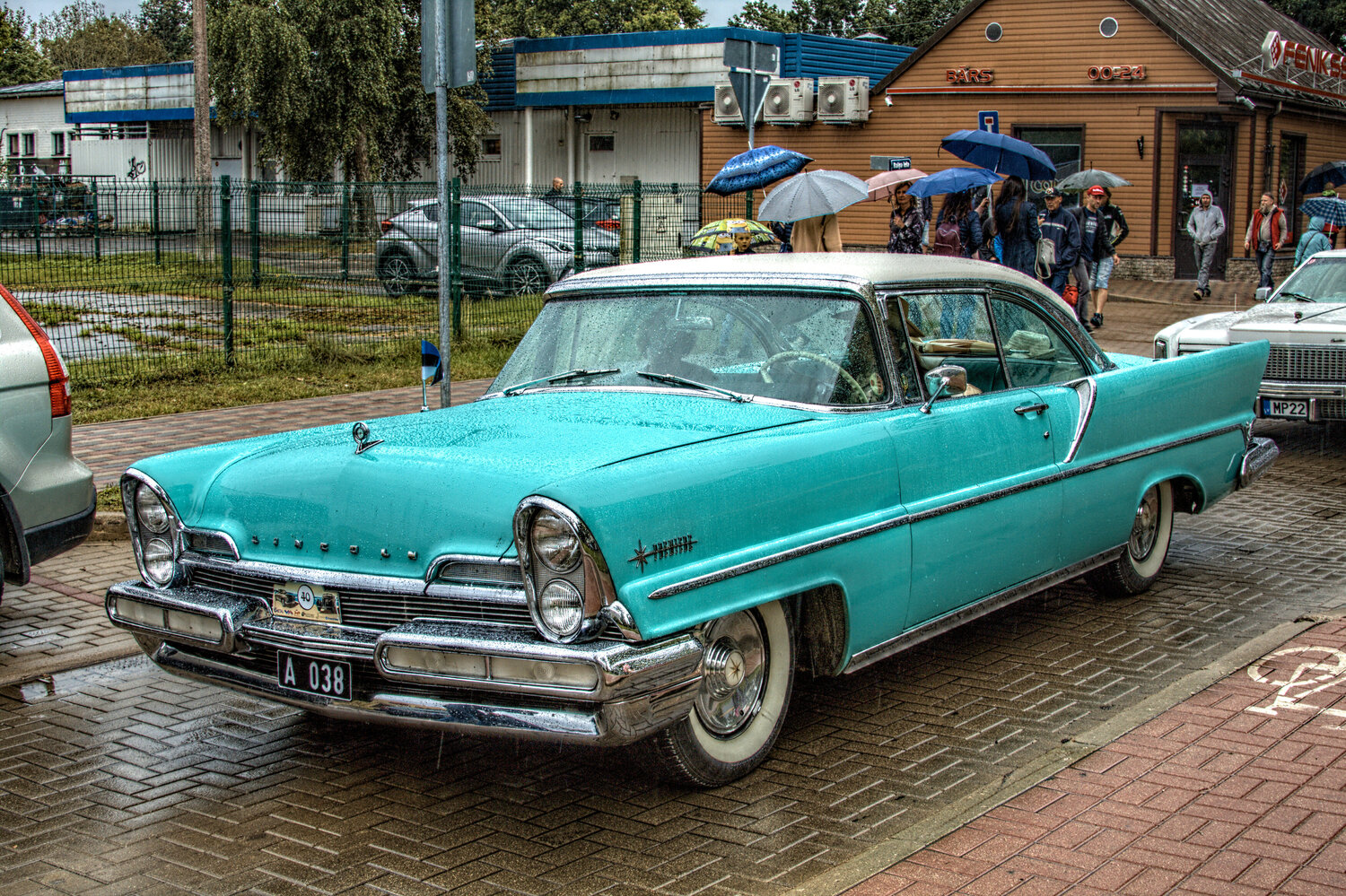 Photo #14256685