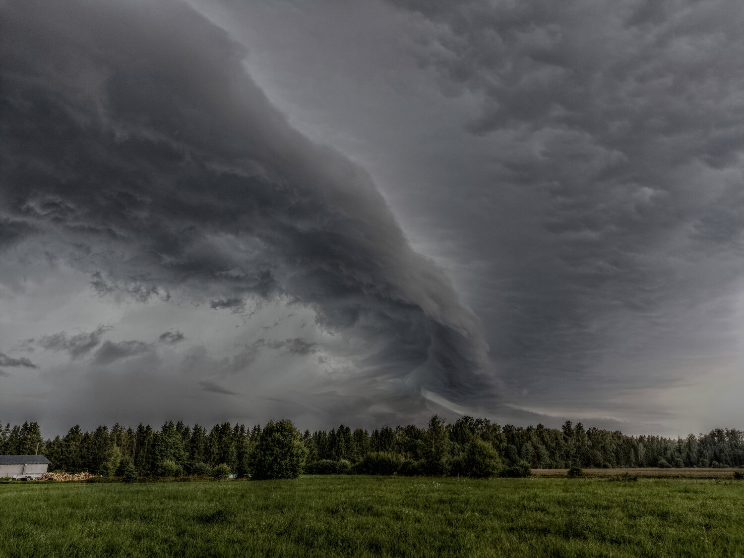 Attack of a thundercloud