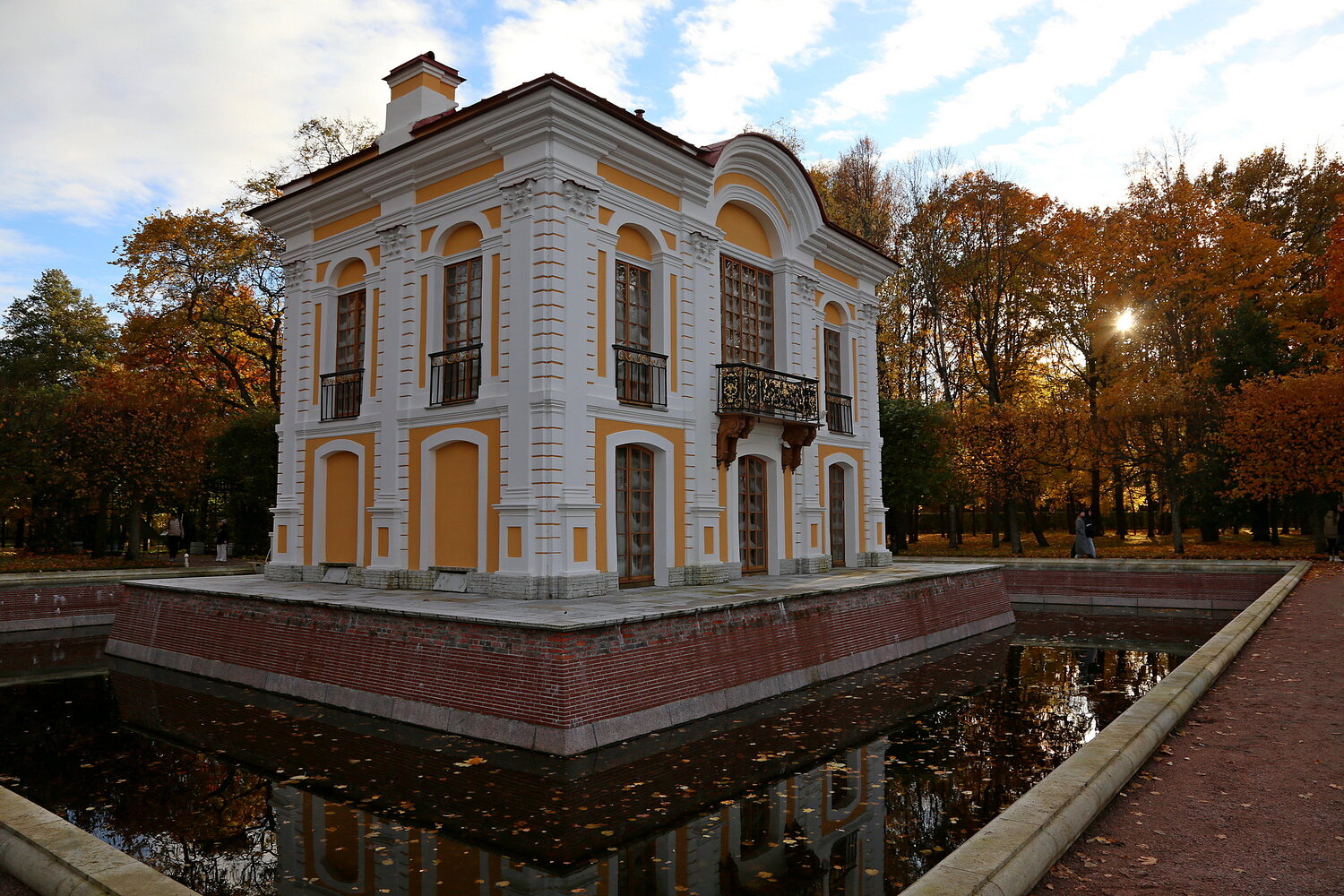 Photo #14260352