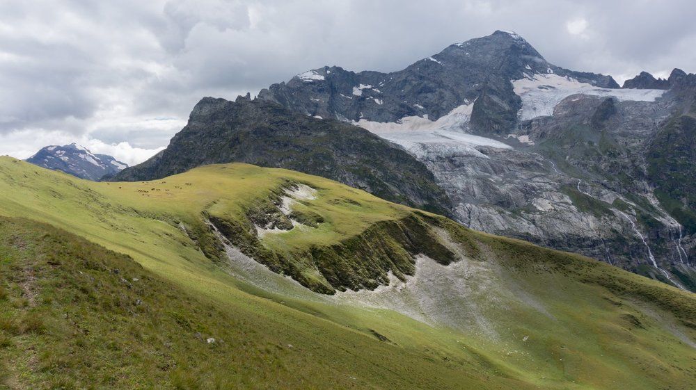 Ледник на горе София