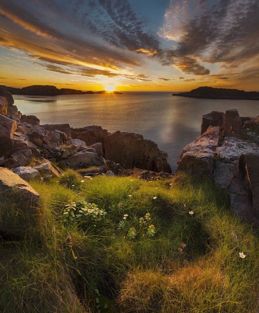 Среди скал в полярный день