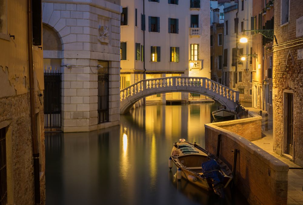 Очарование ночной Венеции