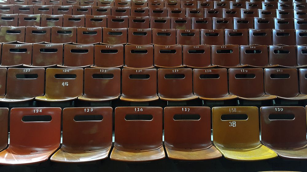 Места свободны