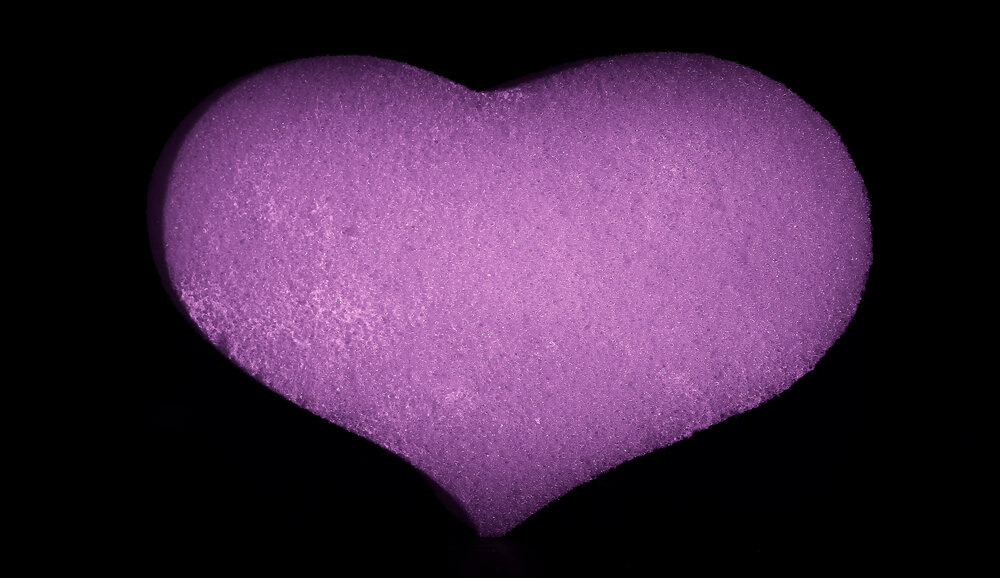 Purple heart-shaped foam sponge