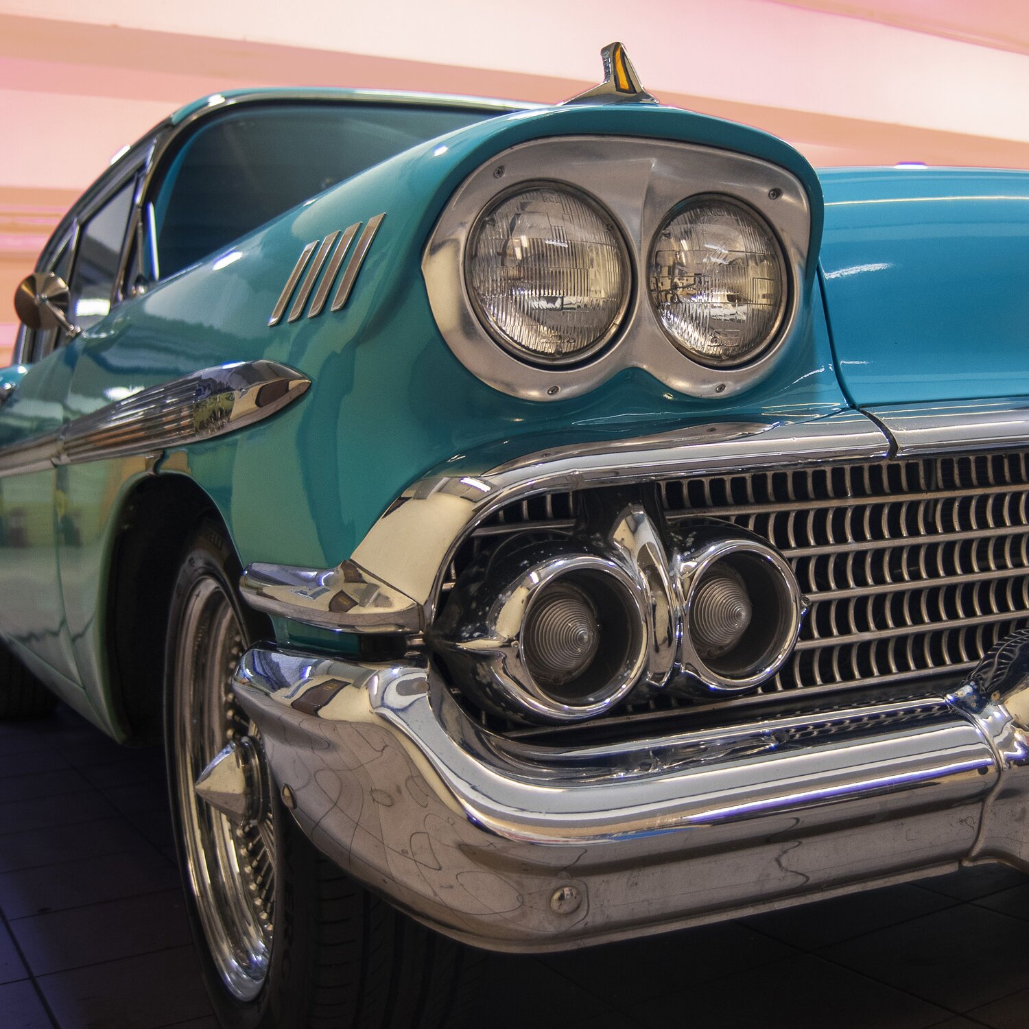 Chevrolet Bel Air 1958. Изящные изгибы.
