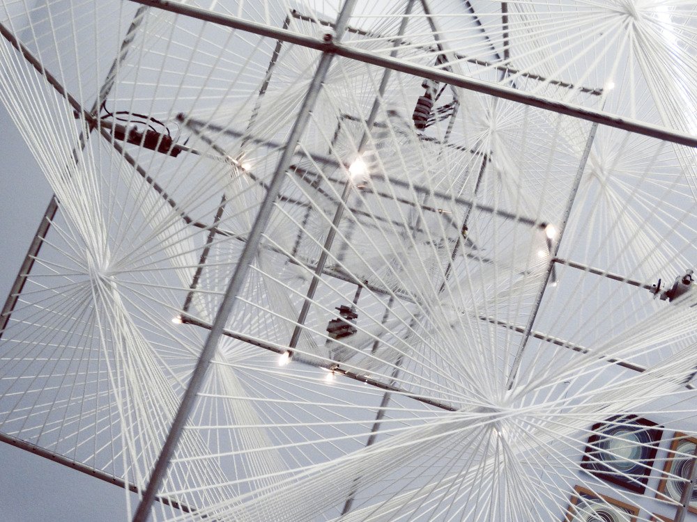 сквозь паутину мыслей