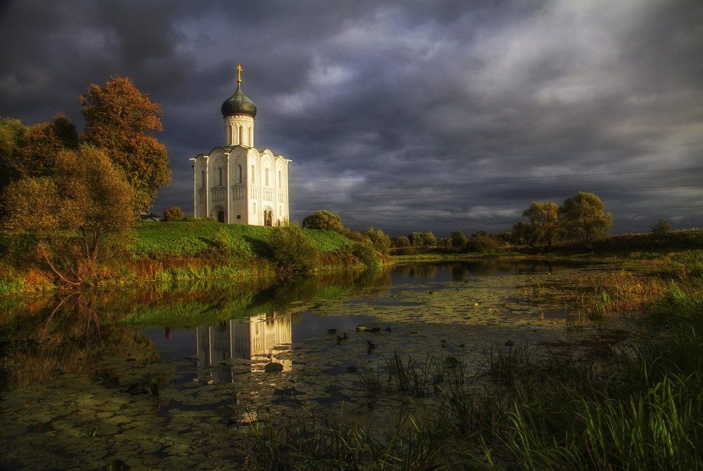 Храм