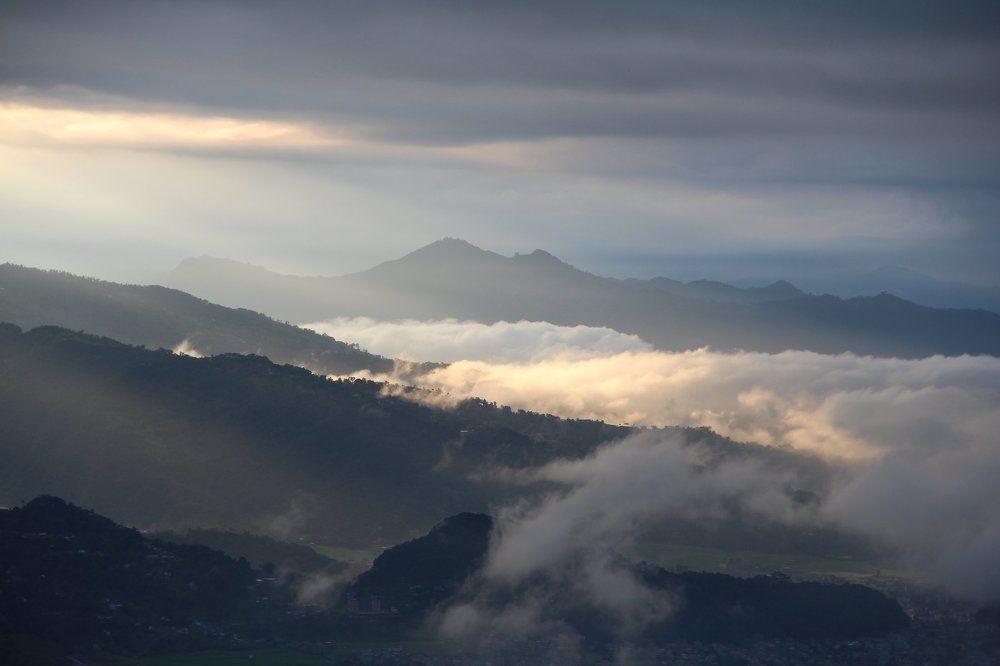 Восход солнца над Гималаями