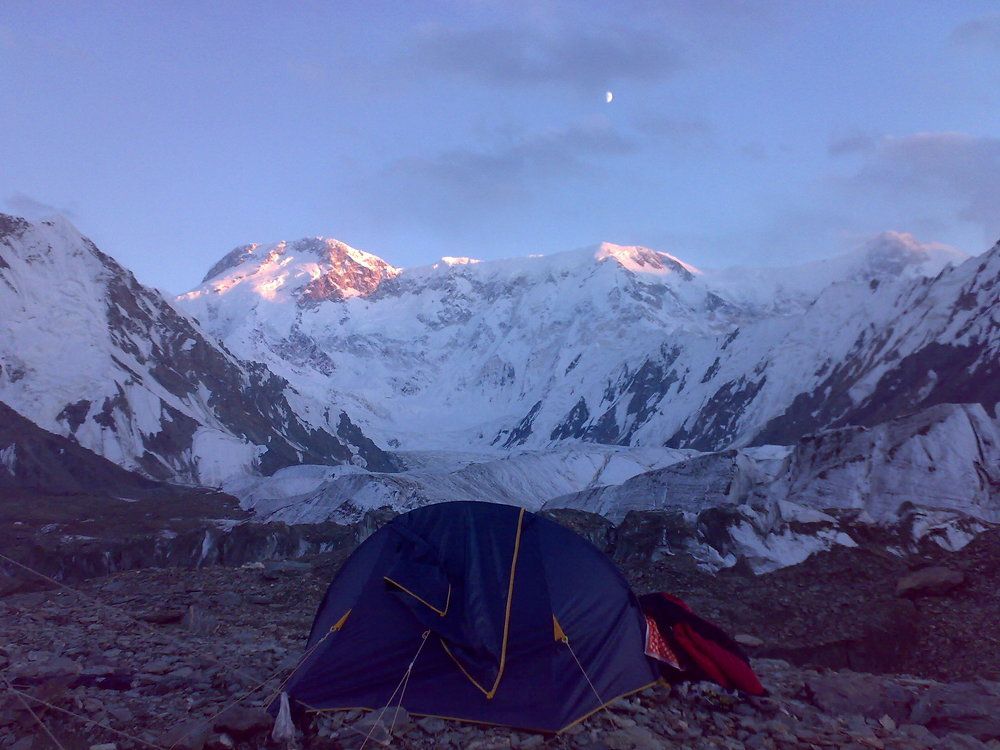 Сверкающая и суровая Победа (7439)