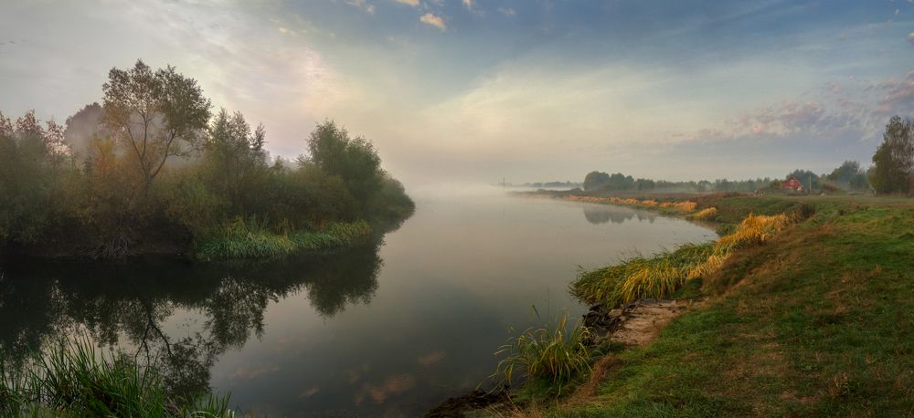 Про утро,жёлтые берега и одинокий домик на лугу...