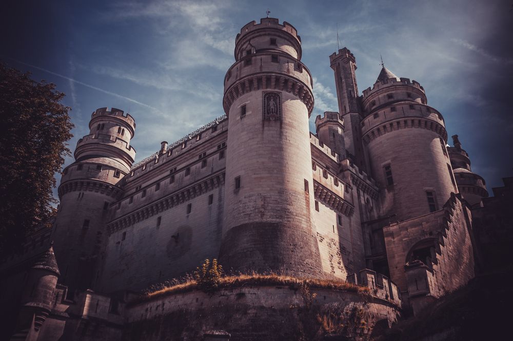 Под небом голубым...