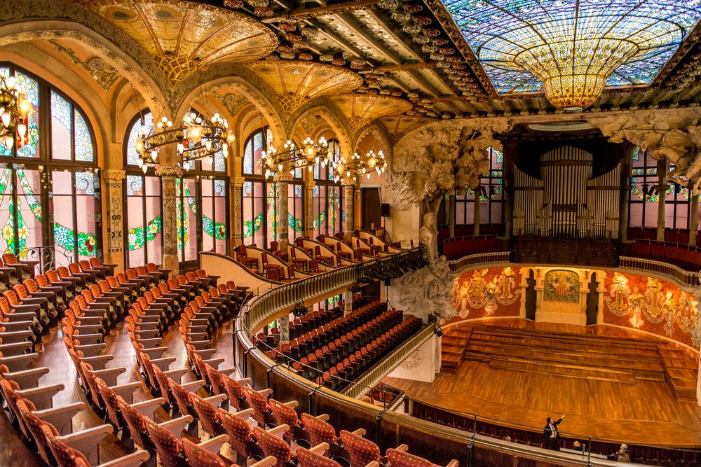 Дворец  музыки в Барселоне