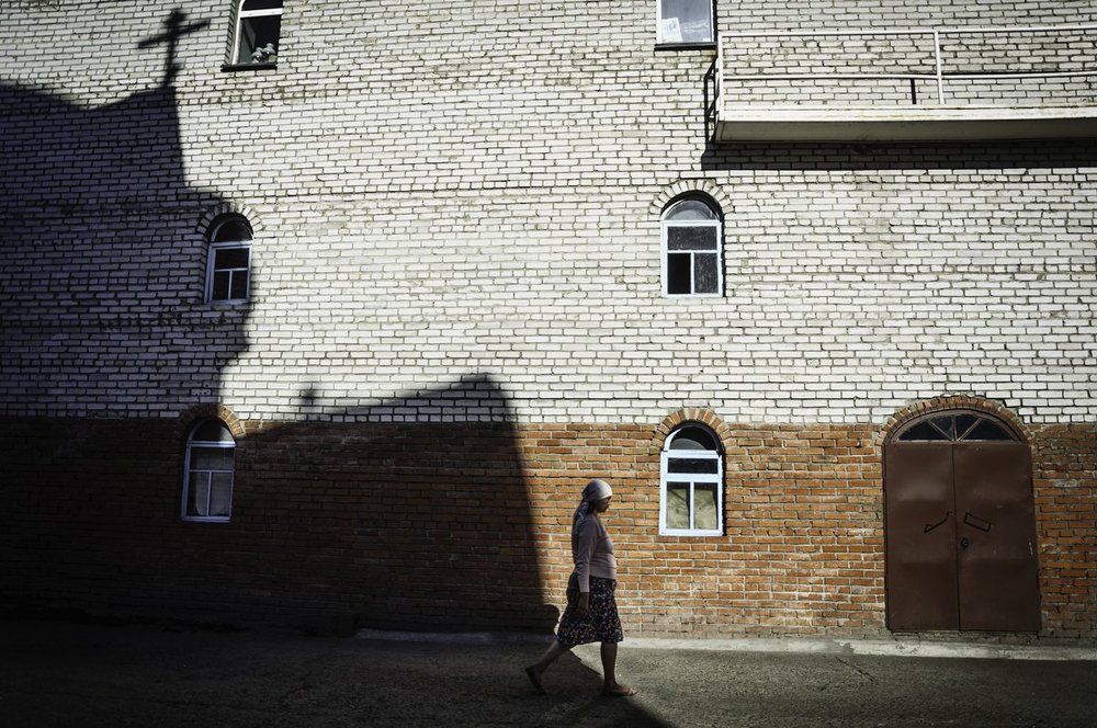 " Из тьмы к свету "