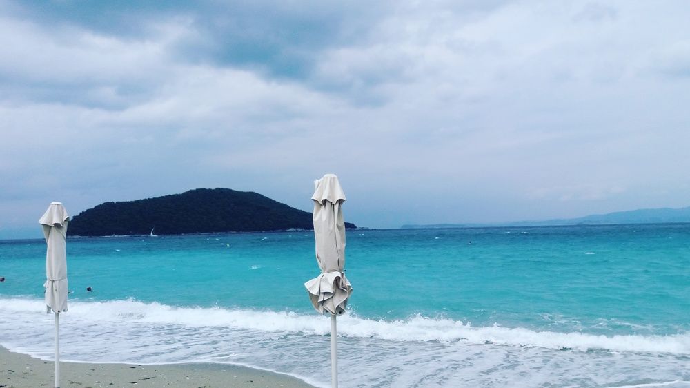 Windy ... wavy ... wonderful