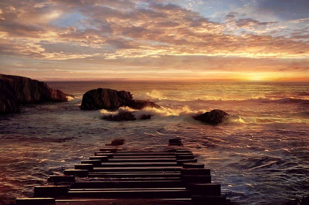 Лестница в море.