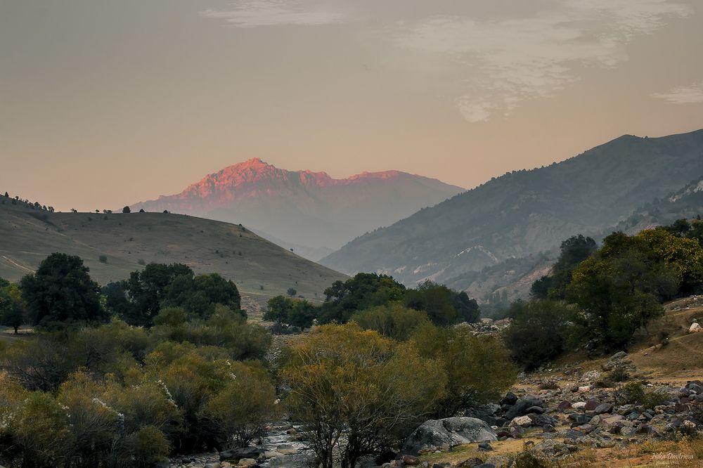 Закат на Большом Чимгане