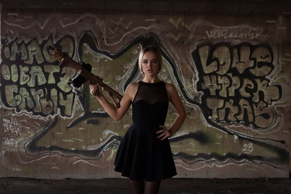 Девушка Бонда