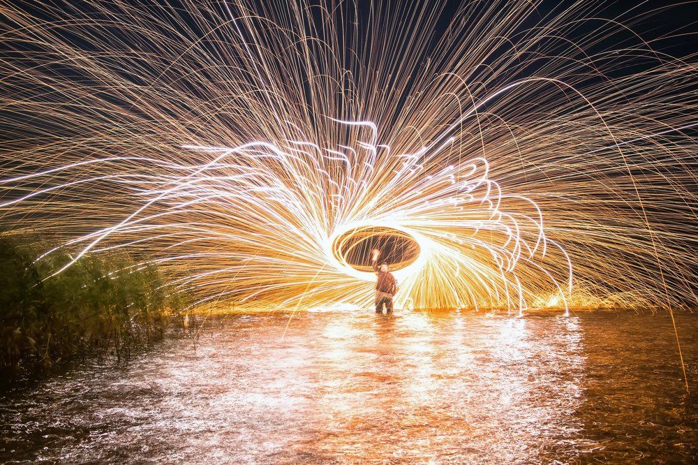 Раздающий свет.