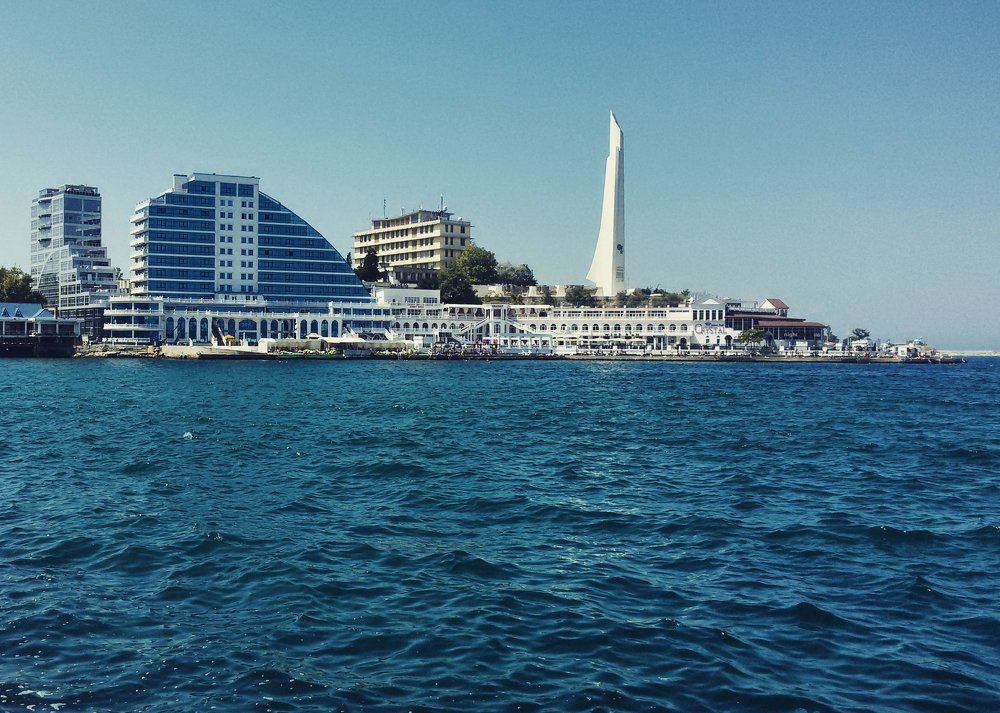 Морской пейзаж. Причал