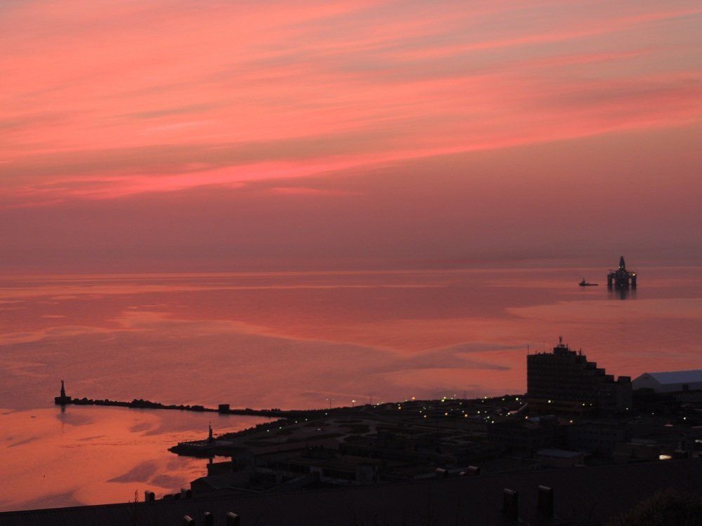 Сахалин. Розовое сияние.