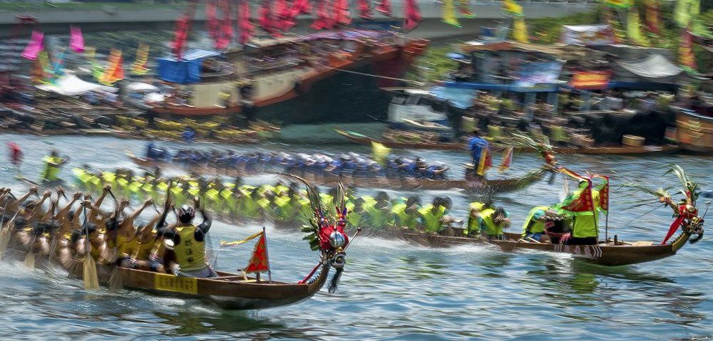 dragon boat race in Aberdeen