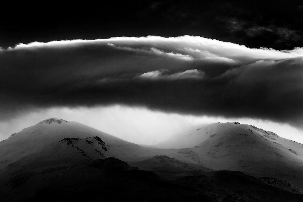 Хмурый Эльбрус