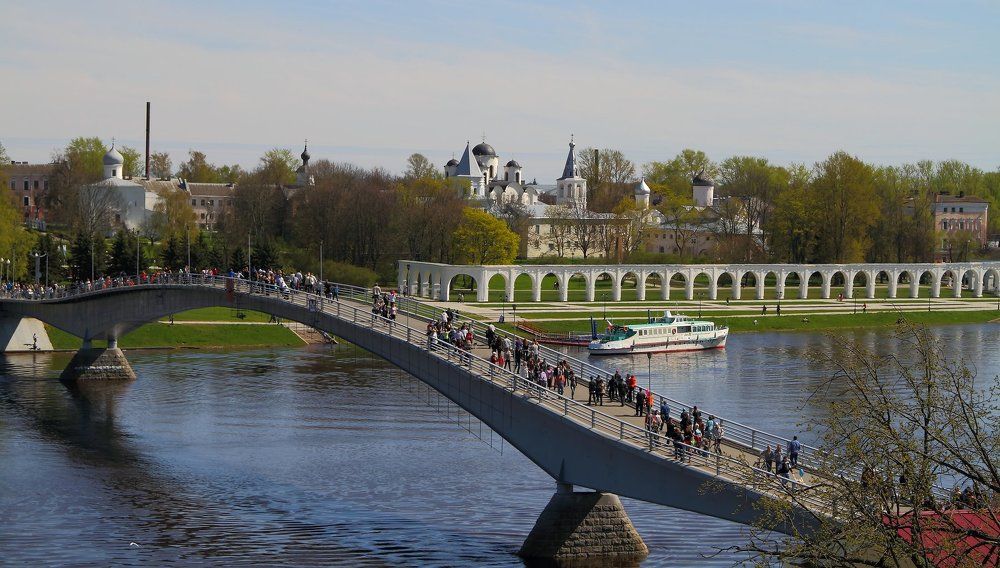 Новгородцы.