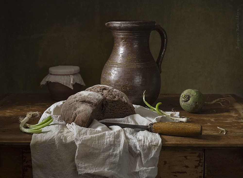 Натюрморт с хлебом