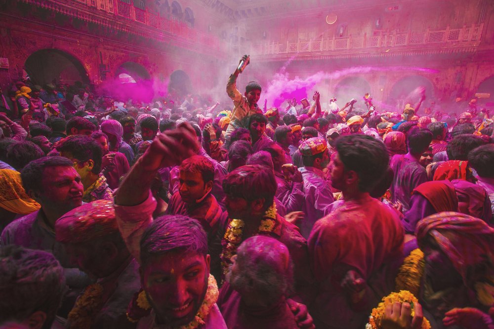 holi day
