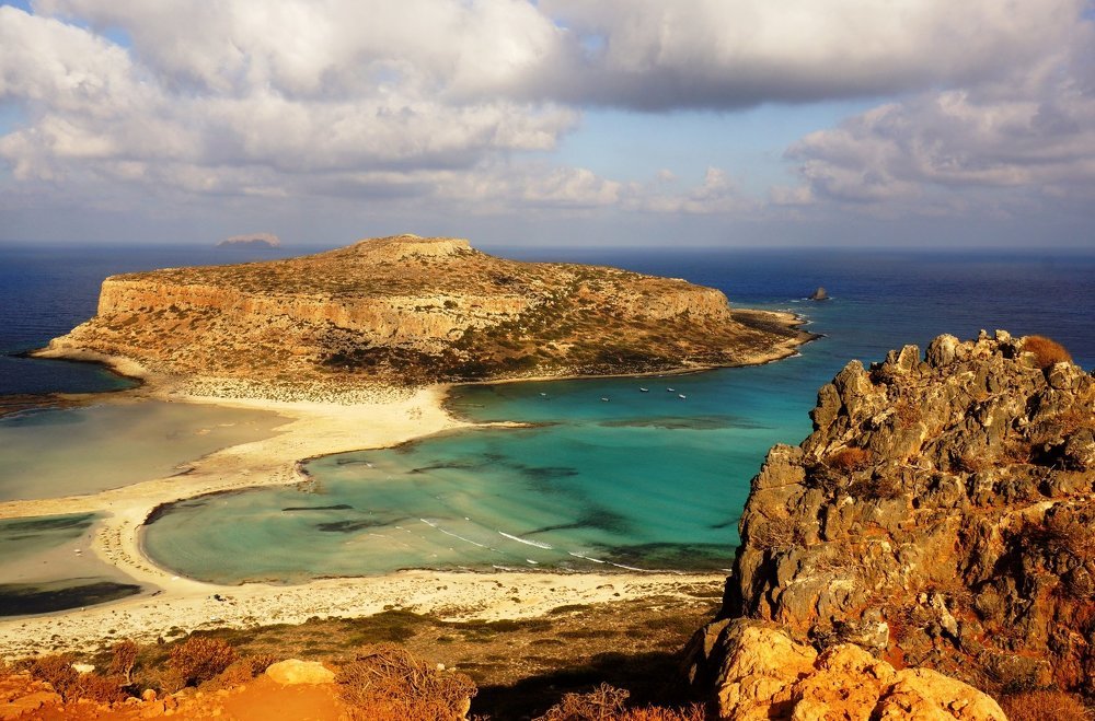 На слиянии трех морей