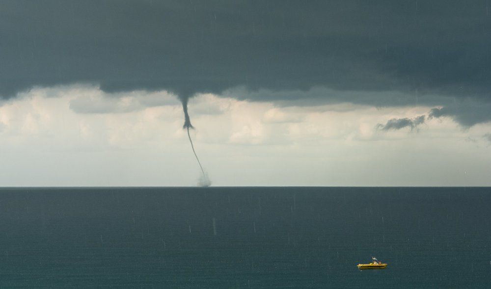 Приближение смерча