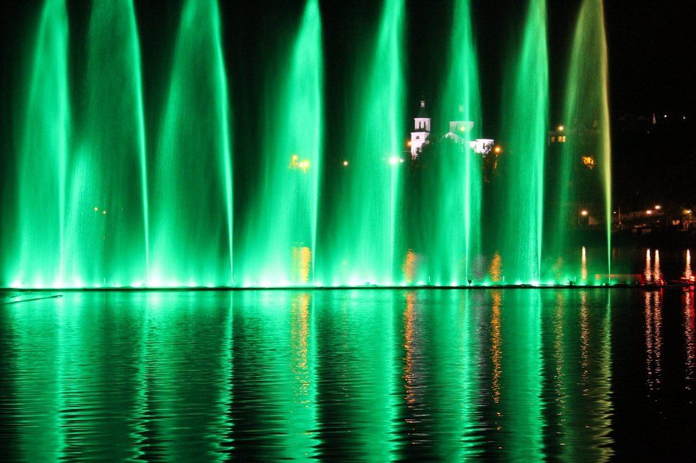 шоу на озере