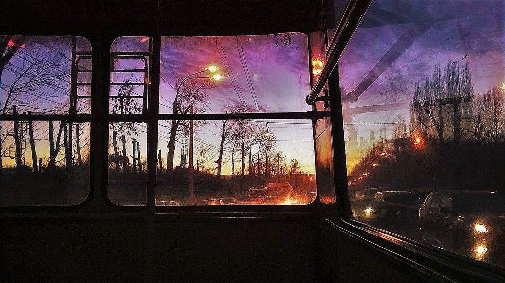 Закат в троллейбусе