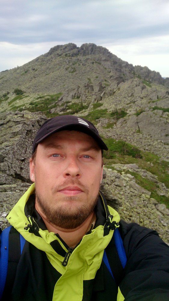 Впереди вершина