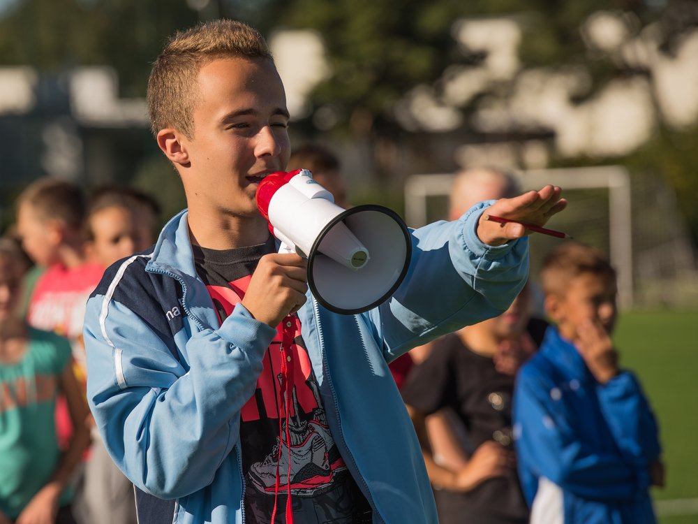 Строгий брат