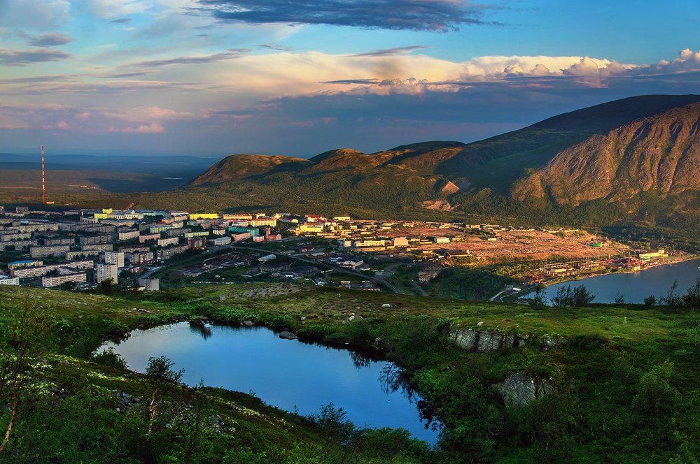 В лучах неезаходящего солнца