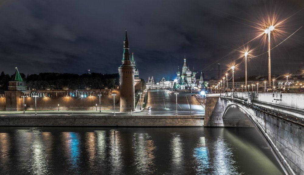 Вечерняя Москва