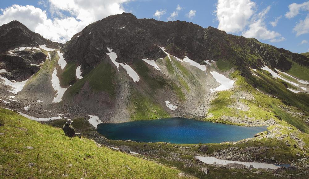 Над Семицветным озером