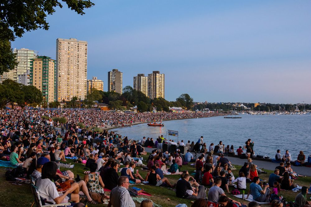 В ожидании салюта