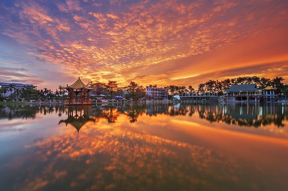 Reflection from the sunset