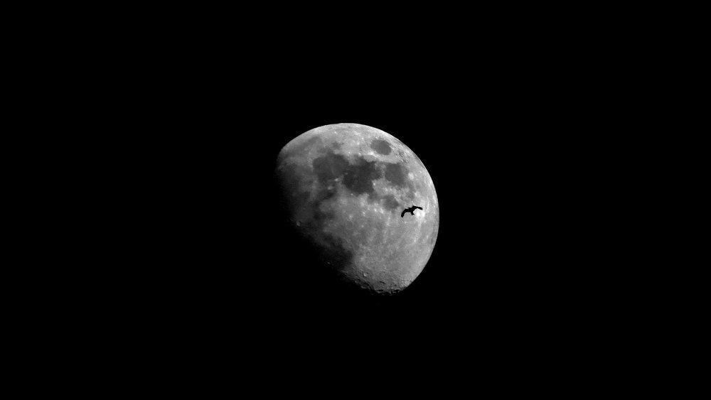 Soaring High In The Darkness