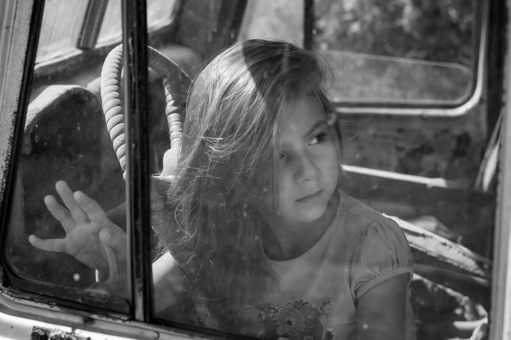 в заброшенном авто