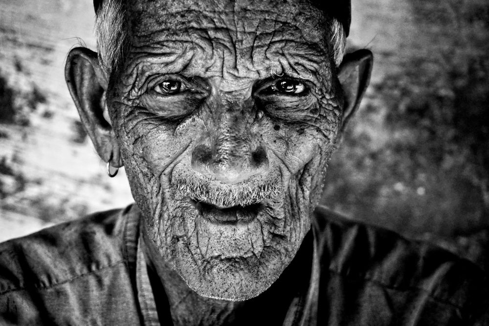 Eyes of the old world in new city