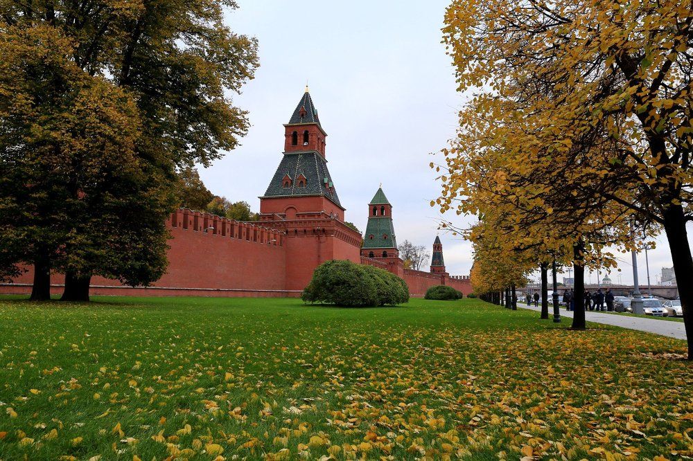 в  Италию через Москву
