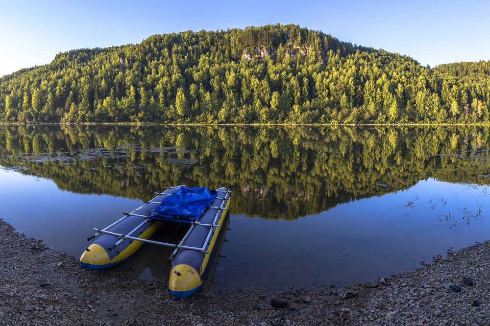 Усталый катамаран