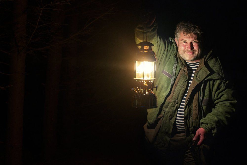 Лесник с фонарём