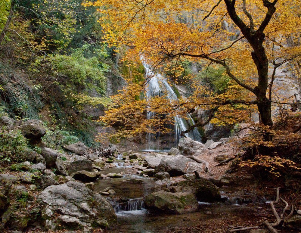 Золотая крымская осень
