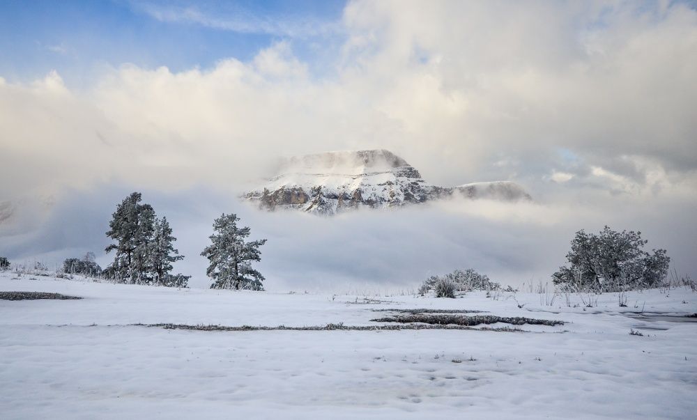 В хороводе облаков